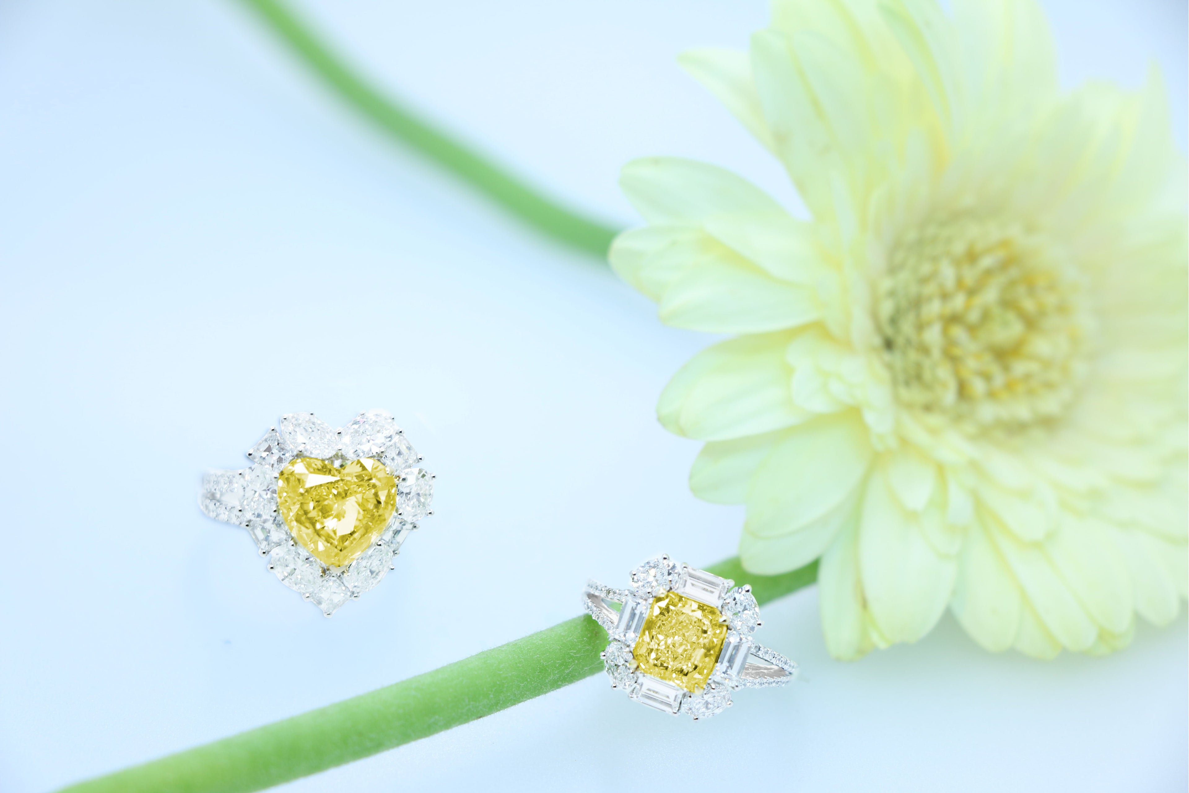 Heart - Shaped Yellow Diamond Ring - Winfrey H.